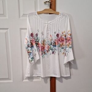 Amazon Essentials White Floral Women's Blouse